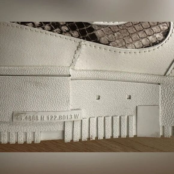 Nike Air Force 1 Low Pixel SE - Picture 8 of 8